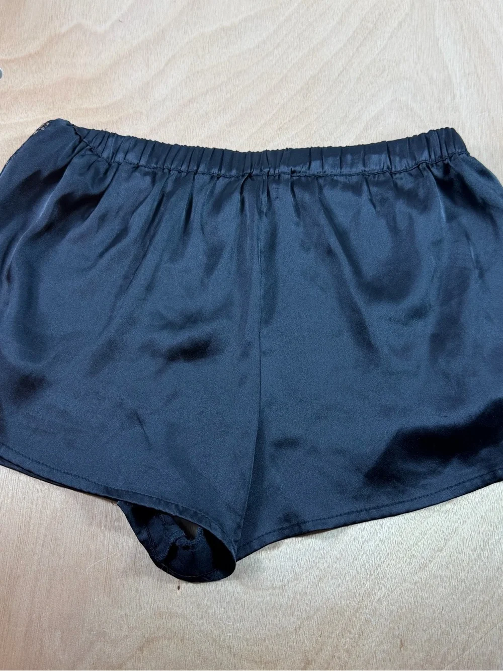 Boohoo Black Satin Lace-Panel Sleep Shorts - Picture 7 of 9